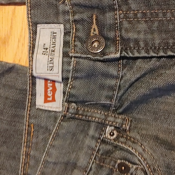 Levi's 514 Slim Straight Jeans - Picture 4 of 5